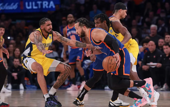 布伦森44分 哈腾12前板 尼克斯掌控篮板30分轻取步行者