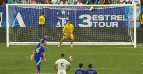 1718418362394878.gif 4.gif