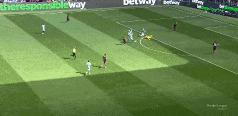 1724522129591546.gif 4.gif