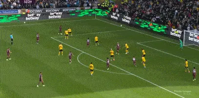 1729442761158595.gif 3.gif