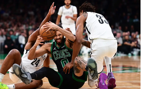 塔图姆33+9+6 托马斯31分 施罗德20分4断 凯尔特人加时胜篮网 塔图姆33+9+6 托马斯31分 施罗德20分4断 凯尔特人加时胜篮网