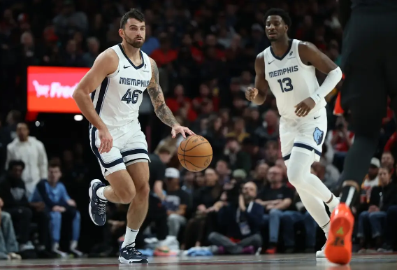 小杰克逊20+7 河村勇辉3分4助 灰熊7人上双45分胜开拓者 小杰克逊20+7 河村勇辉3分4助 灰熊7人上双45分胜开拓者