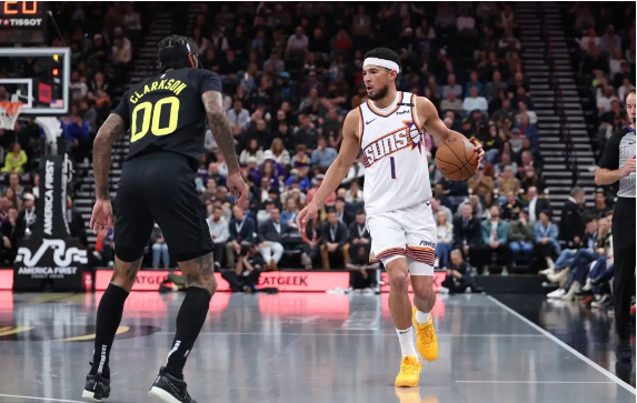 布克31分 比尔24分 科林斯29+11 太阳击败爵士