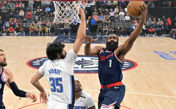 哈登24+7瓦格纳14分 祖巴茨两双快船104-93击败魔术 哈登24+7瓦格纳14分 祖巴茨两双快船104-93击败魔术