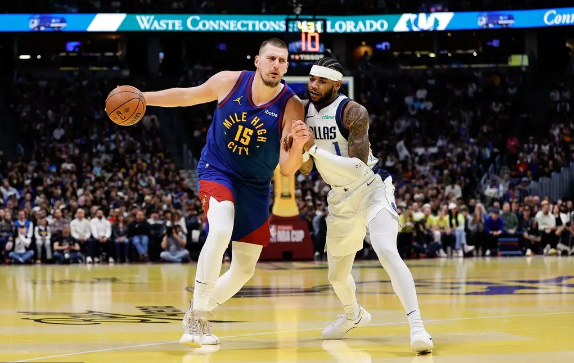 马绍尔生涯新高 约基奇复出33+17+10 独行侠拒绝逆转胜掘金 马绍尔生涯新高 约基奇复出33+17+10 独行侠拒绝逆转胜掘金