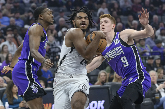 托马斯34+6 福克斯31分 小萨13+18+7 篮网19记三分射穿国王 托马斯34+6 福克斯31分 小萨13+18+7 篮网19记三分射穿国王