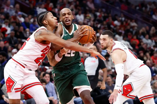 武切维奇17+12 米德尔顿21分 雄鹿全员皆兵21分大胜公牛