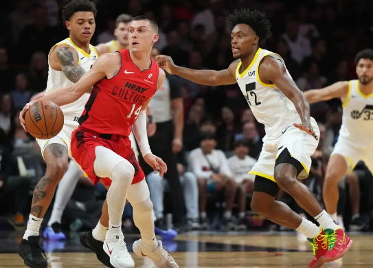 森萨博34+7 凯斯勒14+16 希罗12中4 爵士大胜热火止5连败 森萨博34+7 凯斯勒14+16 希罗12中4 爵士大胜热火止5连败