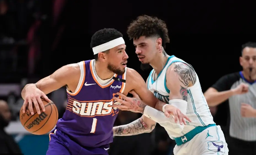 三球32+10+7 布克39+10 KD26+6 黄蜂力克太阳终结10连败 三球32+10+7 布克39+10 KD26+6 黄蜂力克太阳终结10连败