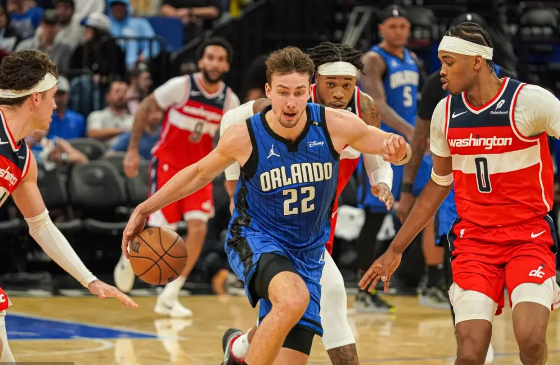 小瓦格纳23+7+5 班凯罗19+5+5 魔术第三节一波流送奇才6连败 小瓦格纳23+7+5 班凯罗19+5+5 魔术第三节一波流送奇才6连败