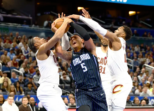 杰罗姆20分 莫布里17+8 班凯罗26+5 骑士大胜魔术豪取8连胜 杰罗姆20分 莫布里17+8 班凯罗26+5 骑士大胜魔术豪取8连胜