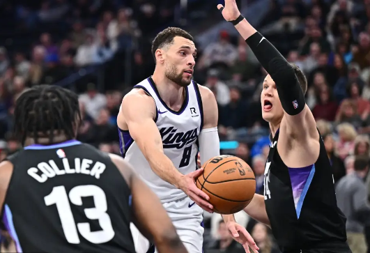 拉文22+9+6 穆雷26+6 克拉克森14中1 国王轻取爵士 拉文22+9+6 穆雷26+6 克拉克森14中1 国王轻取爵士