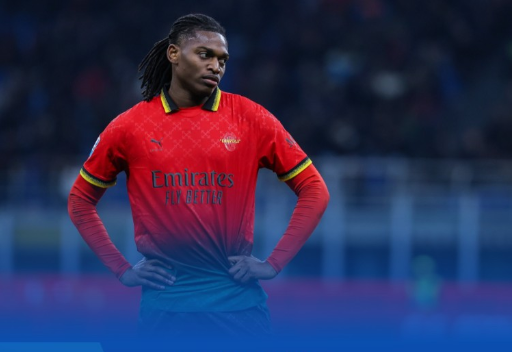 意甲-十人米兰1-2拉齐奥 帕夫直红 丘库破门 迈尼昂送点 意甲-十人米兰1-2拉齐奥 帕夫直红 丘库破门 迈尼昂送点