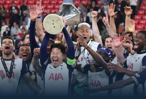 欧联杯-热刺1-0曼联夺欧联冠军 约翰逊制胜 范德文门线解围 欧联杯-热刺1-0曼联夺欧联冠军 约翰逊制胜 范德文门线解围