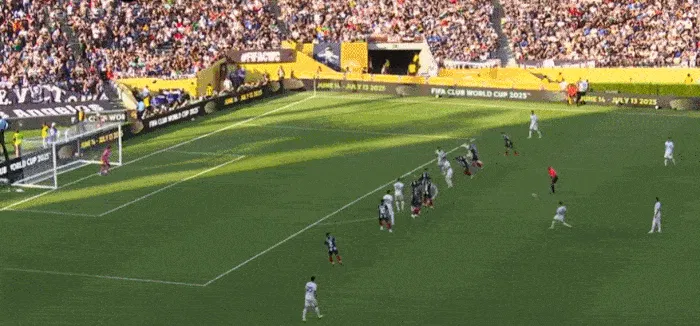 1750217031831978.gif 3.gif