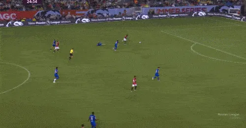 1753938466517169.gif 3.gif